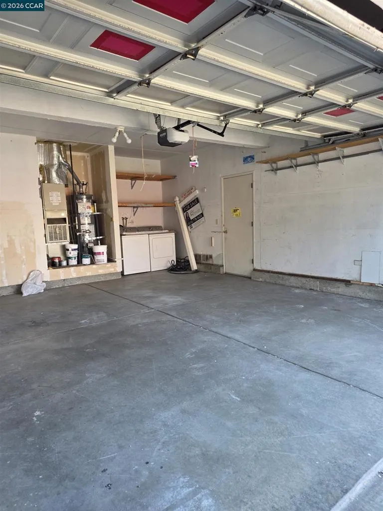 201 Fairbrook Ct Suisun City, CA 94585