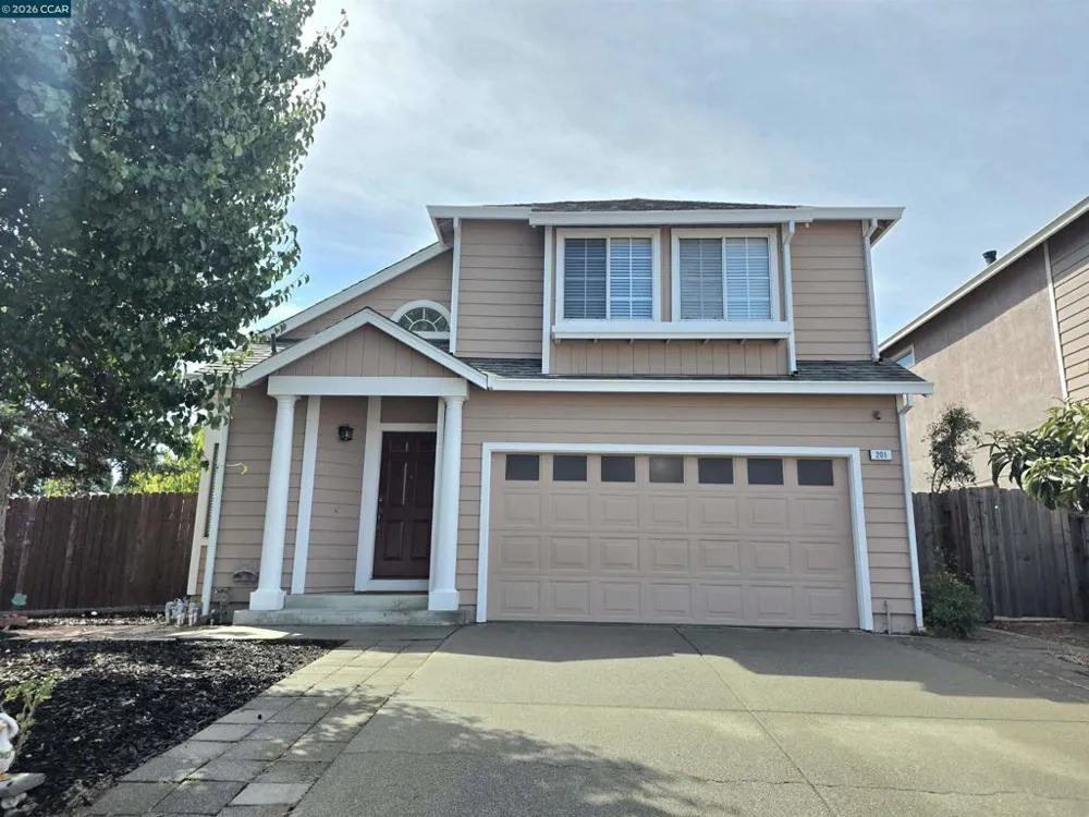 201 Fairbrook Ct Suisun City, CA 94585