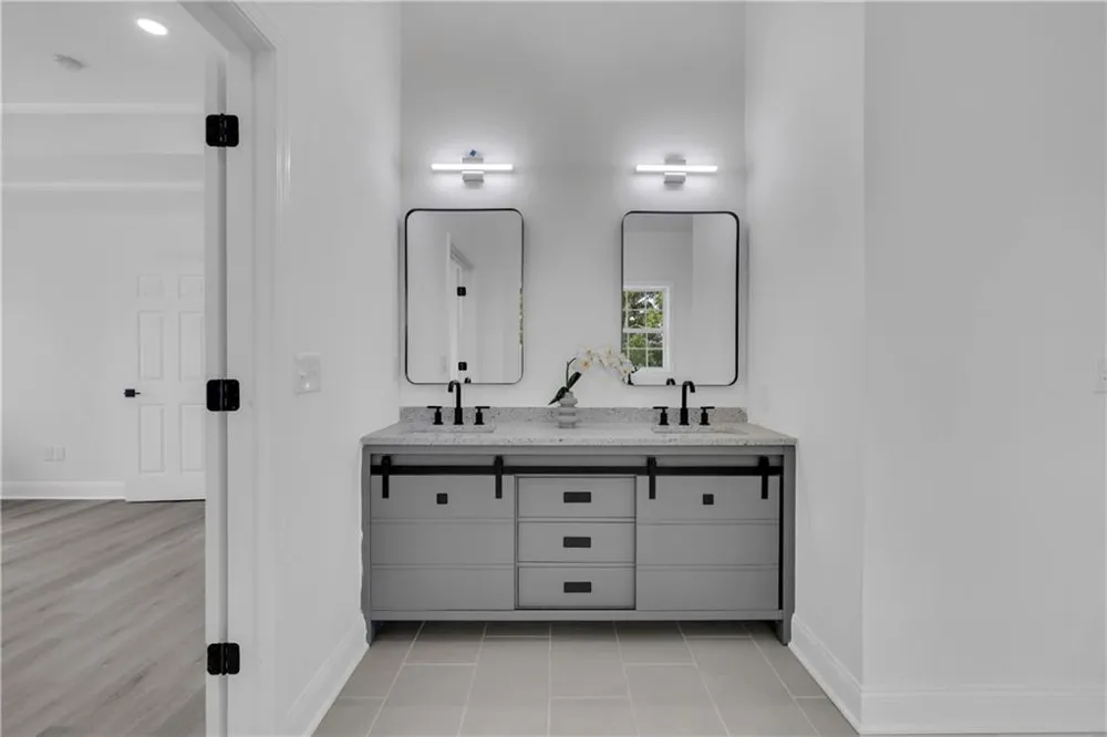5401 S South Lake Drive Douglasville, GA 30135