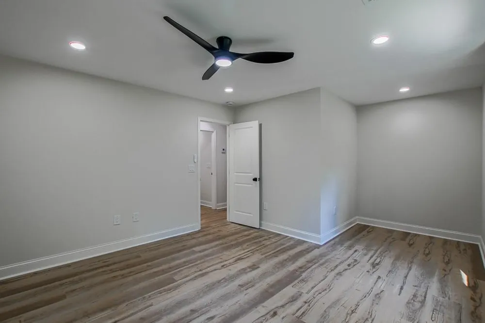 2002 Fence Road Dacula, GA 30019