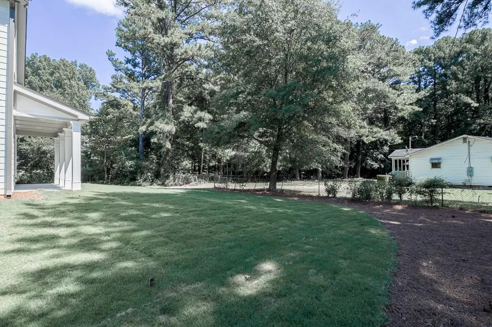 2002 Fence Road Dacula, GA 30019