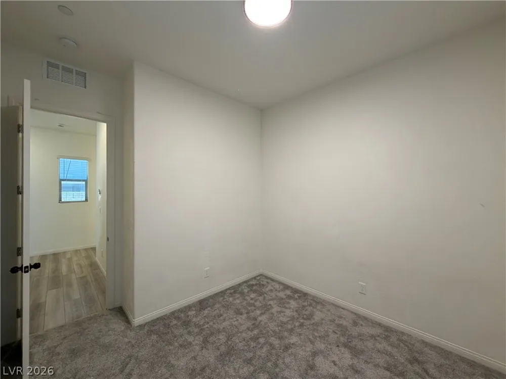 11836 Black Canary Avenue Las Vegas, NV 89138