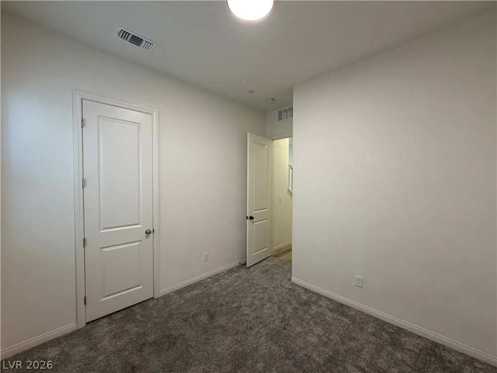 11836 Black Canary Avenue Las Vegas, NV 89138