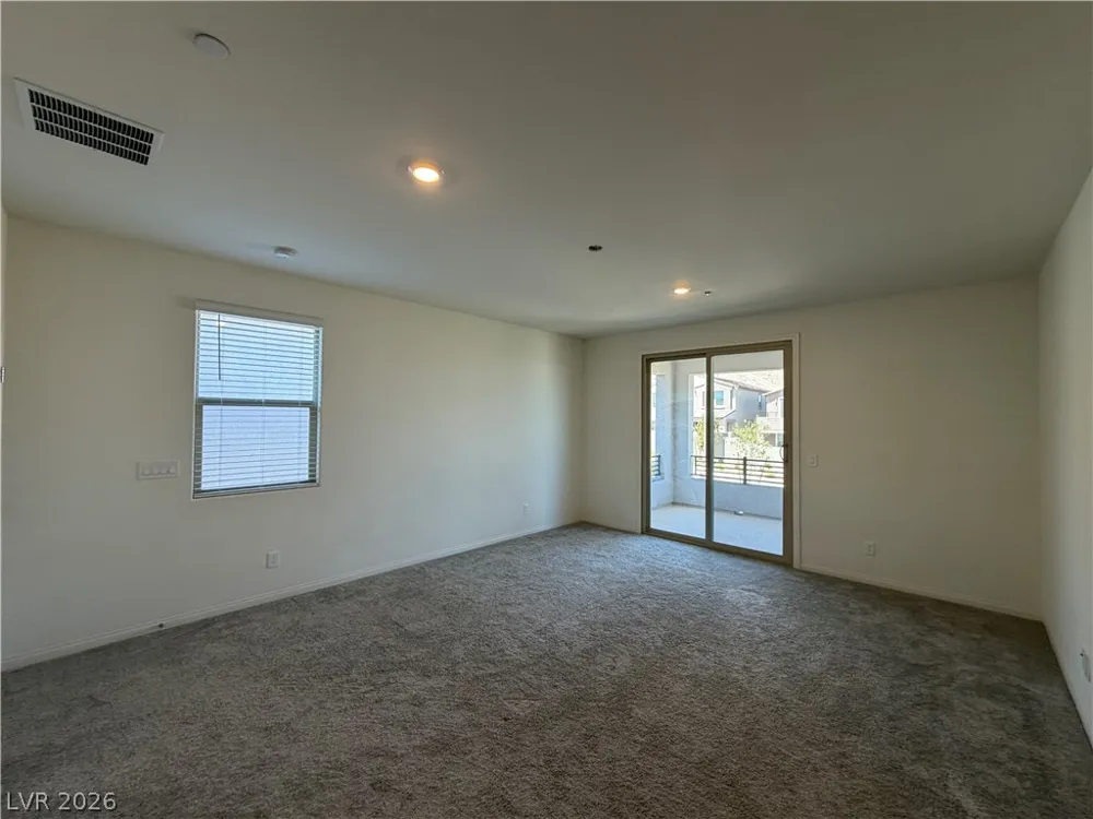 11836 Black Canary Avenue Las Vegas, NV 89138