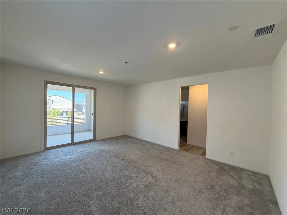11836 Black Canary Avenue Las Vegas, NV 89138