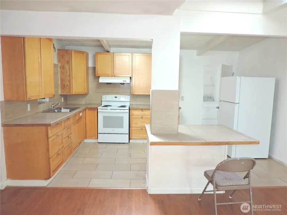 11709 26th Avenue NE Seattle, WA 98125