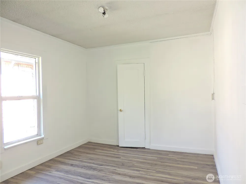 11709 26th Avenue NE Seattle, WA 98125