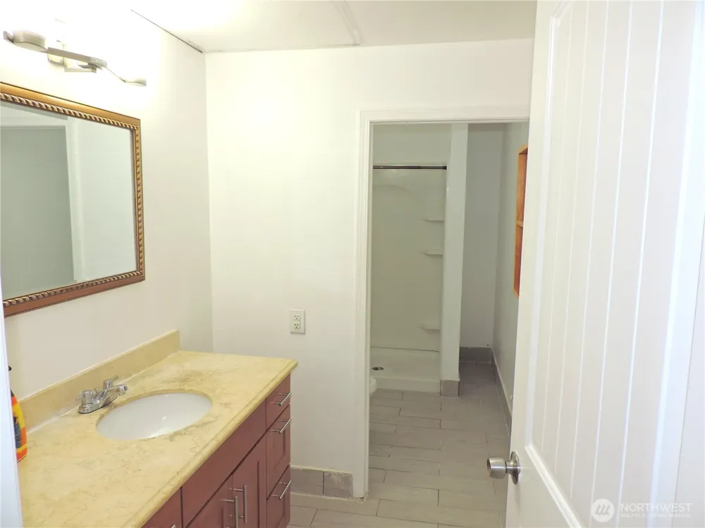11709 26th Avenue NE Seattle, WA 98125