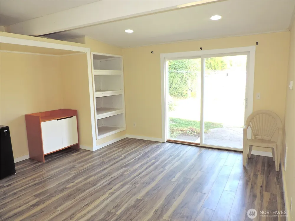 11709 26th Avenue NE Seattle, WA 98125