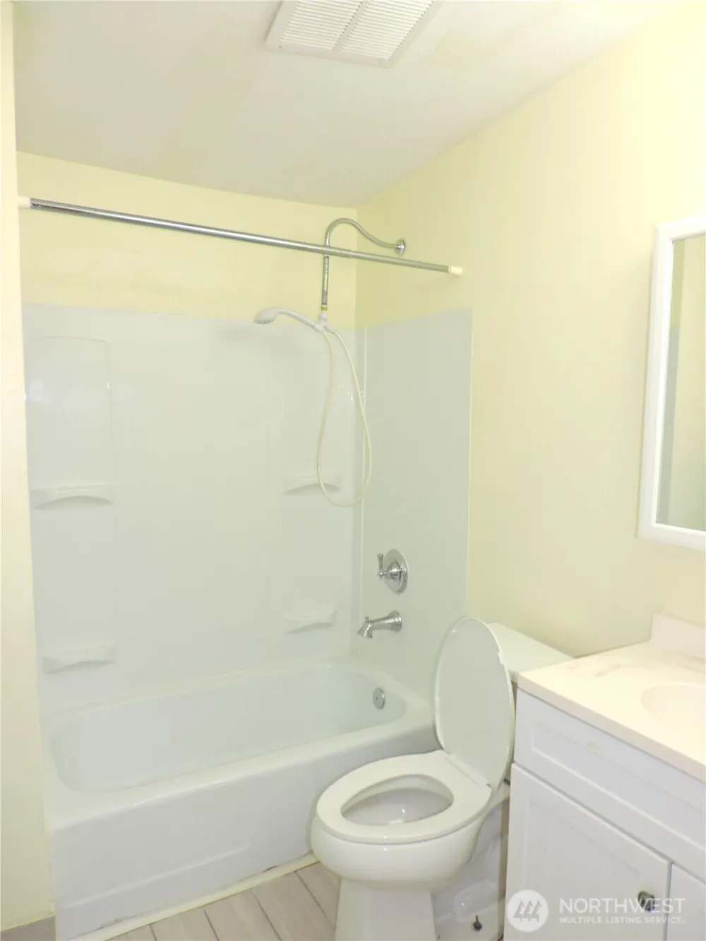 11709 26th Avenue NE Seattle, WA 98125