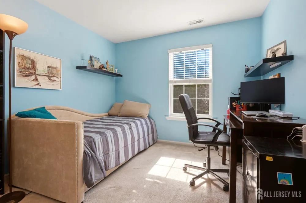 17 Hanna Lane Old Bridge, NJ 08879