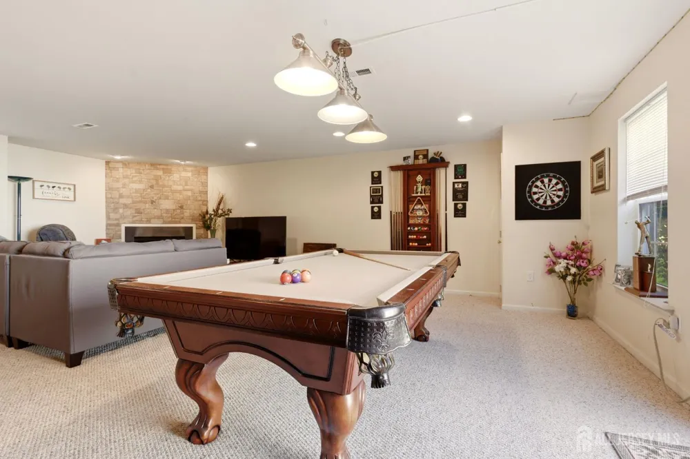 17 Hanna Lane Old Bridge, NJ 08879