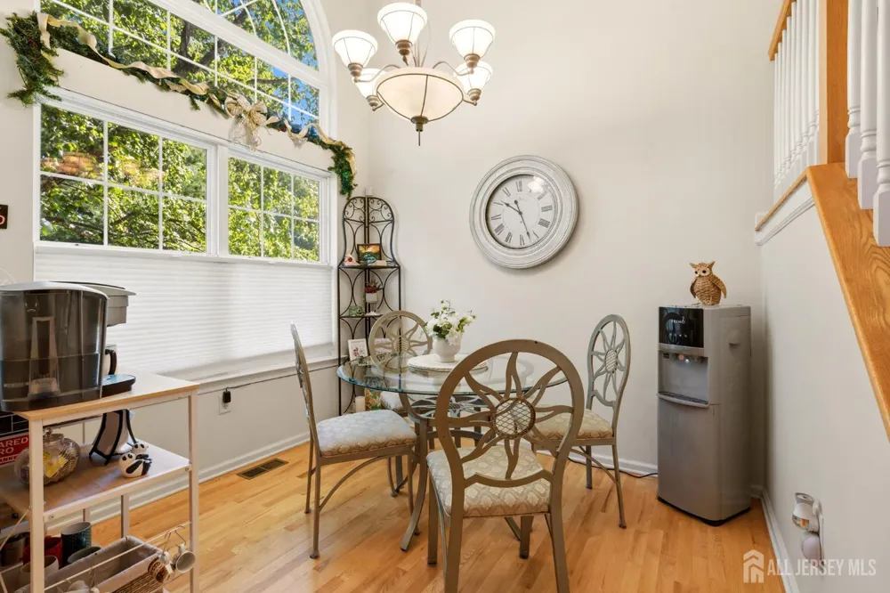 17 Hanna Lane Old Bridge, NJ 08879