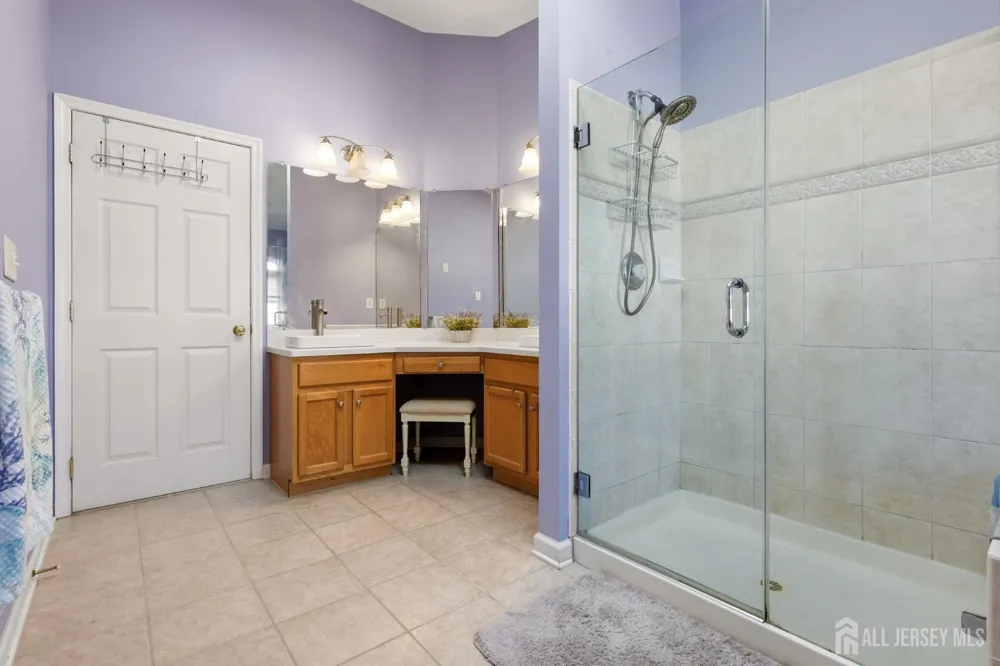 17 Hanna Lane Old Bridge, NJ 08879