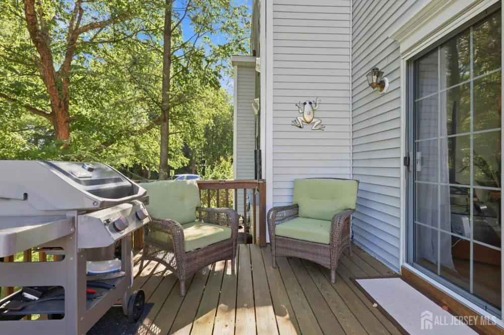 17 Hanna Lane Old Bridge, NJ 08879
