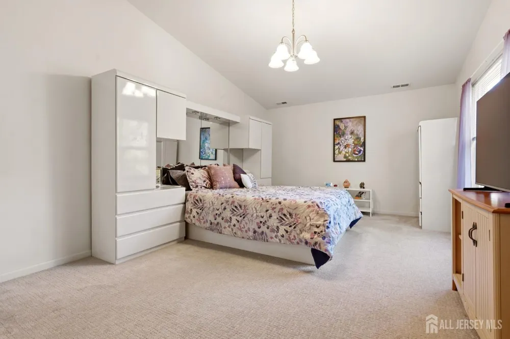 17 Hanna Lane Old Bridge, NJ 08879