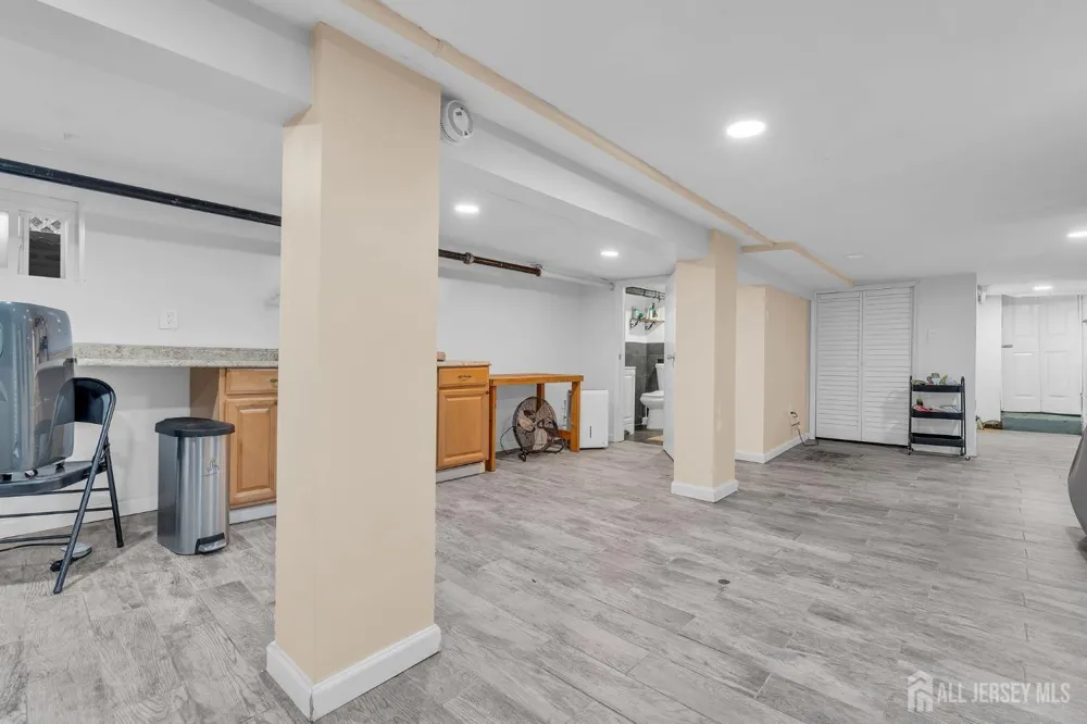 282 Alpine Street Perth Amboy, NJ 08861
