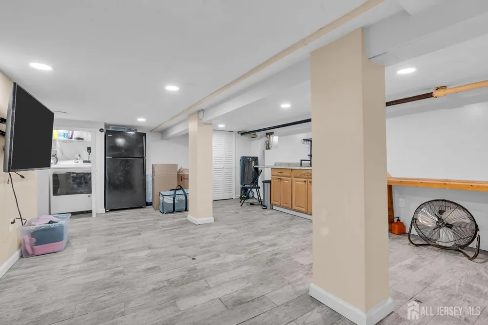 282 Alpine Street Perth Amboy, NJ 08861