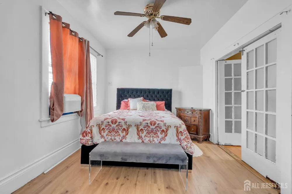 282 Alpine Street Perth Amboy, NJ 08861