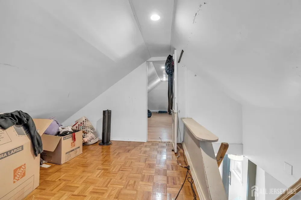 282 Alpine Street Perth Amboy, NJ 08861
