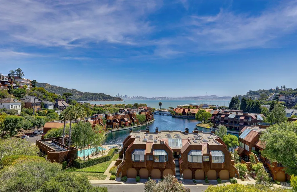 2 Lagoon Vista Road Tiburon, CA 94920