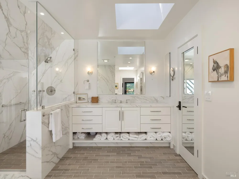 2 Lagoon Vista Road Tiburon, CA 94920
