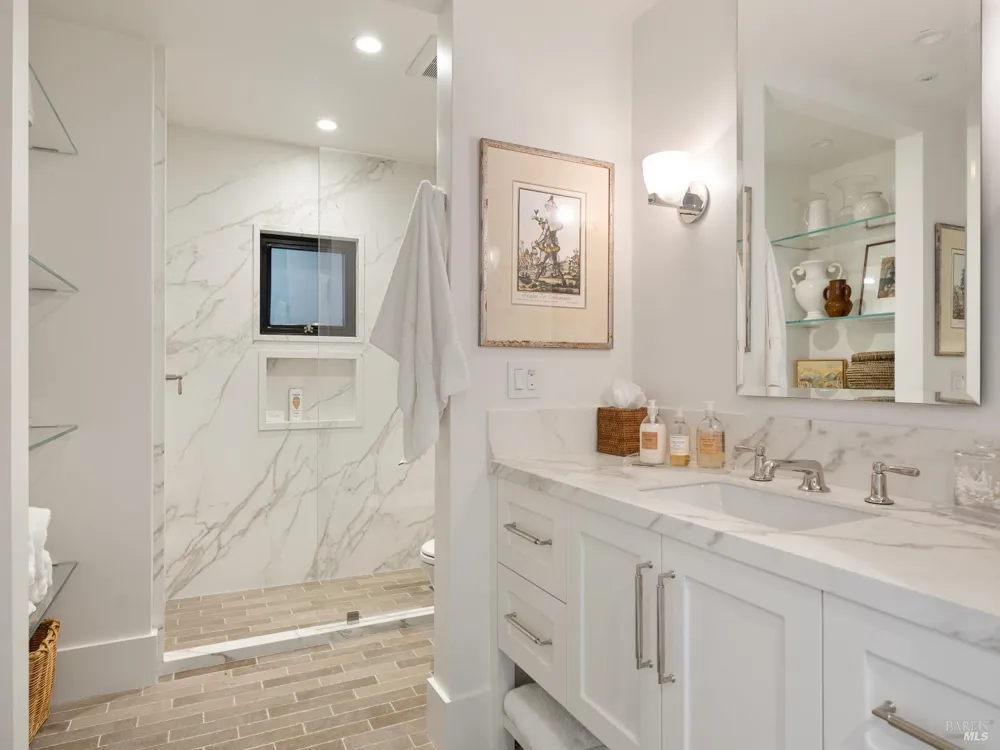 2 Lagoon Vista Road Tiburon, CA 94920