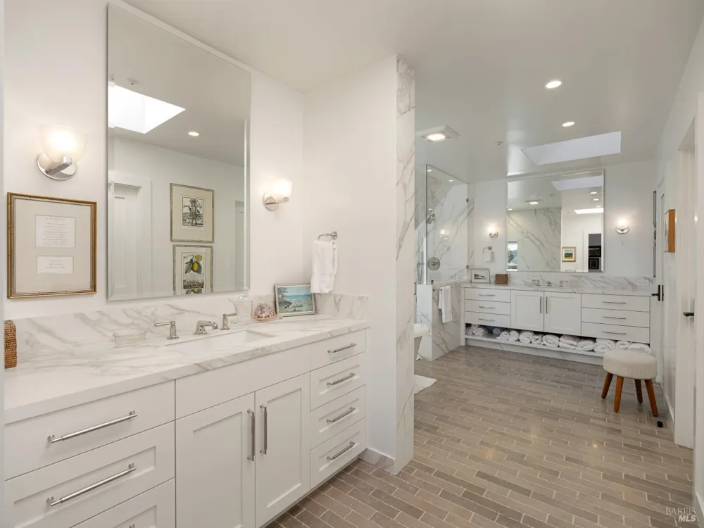 2 Lagoon Vista Road Tiburon, CA 94920