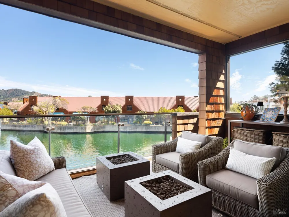 2 Lagoon Vista Road Tiburon, CA 94920