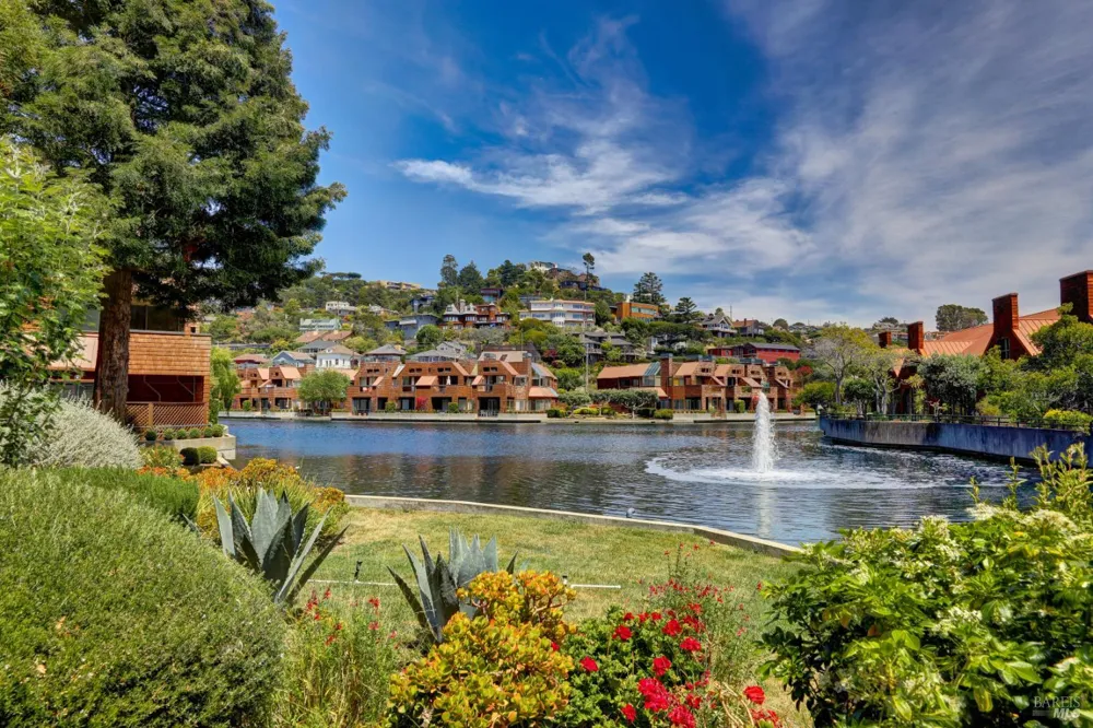 2 Lagoon Vista Road Tiburon, CA 94920