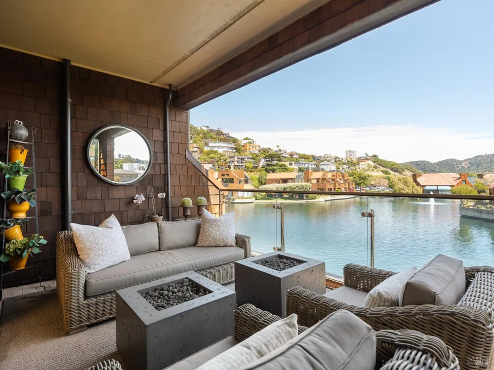 2 Lagoon Vista Road Tiburon, CA 94920