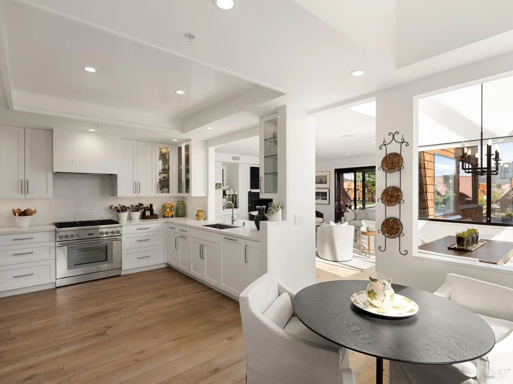 2 Lagoon Vista Road Tiburon, CA 94920