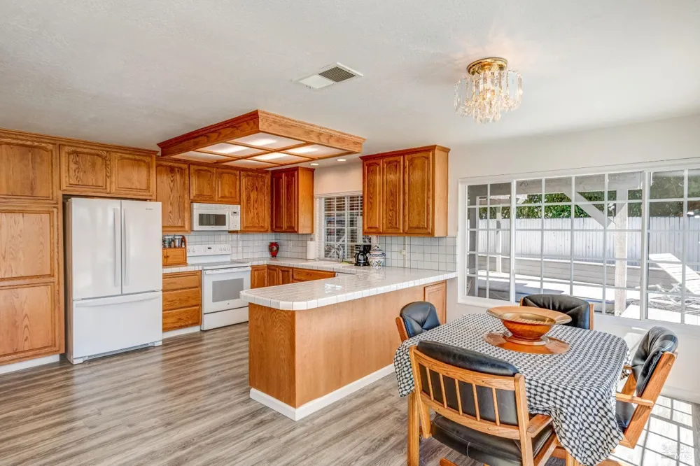 262 Carlisle Way Benicia, CA 94510
