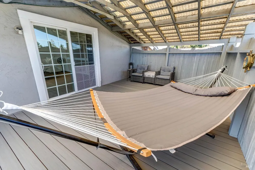 262 Carlisle Way Benicia, CA 94510