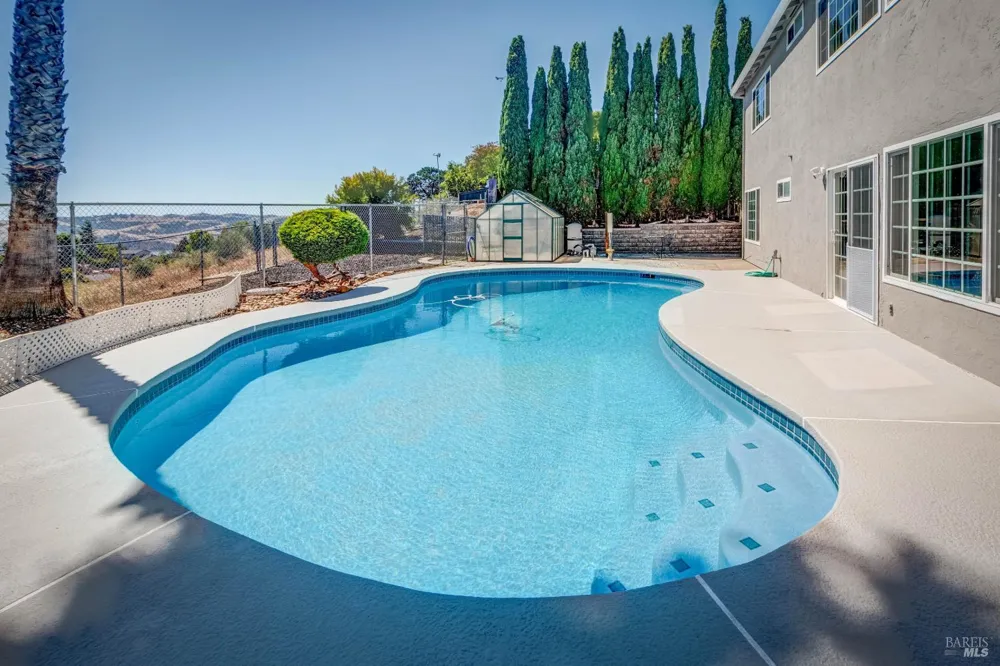 262 Carlisle Way Benicia, CA 94510