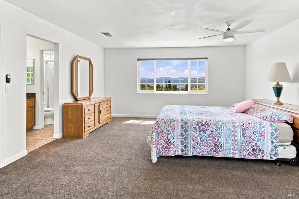 262 Carlisle Way Benicia, CA 94510