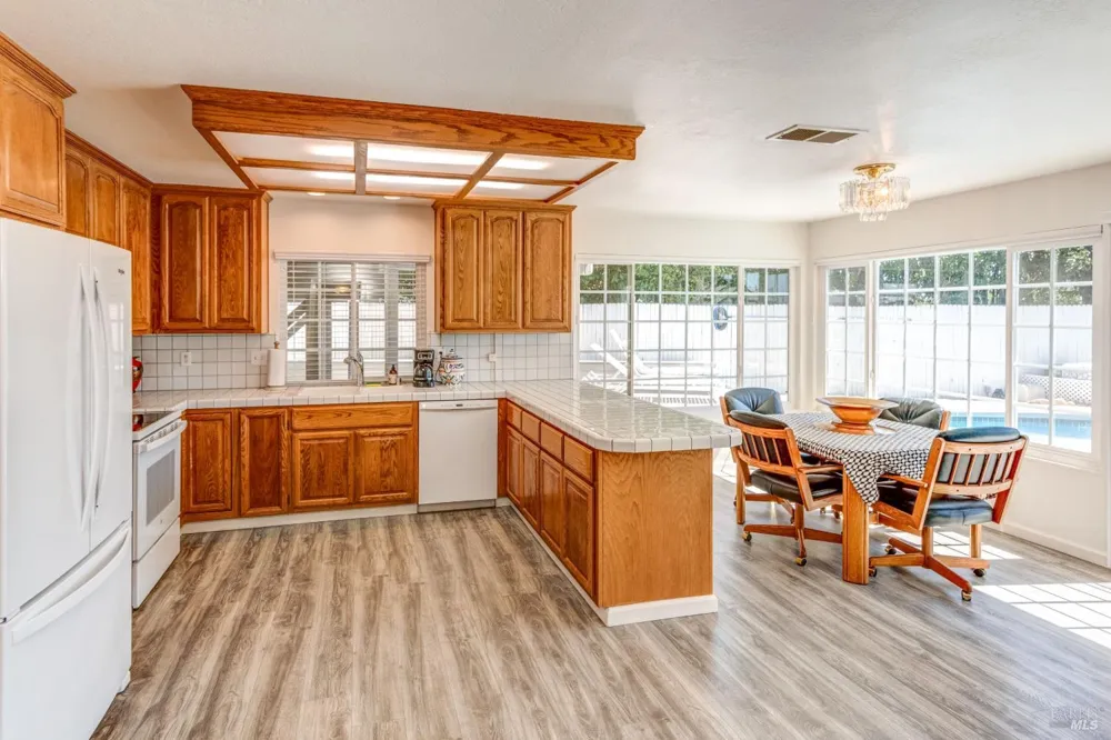 262 Carlisle Way Benicia, CA 94510