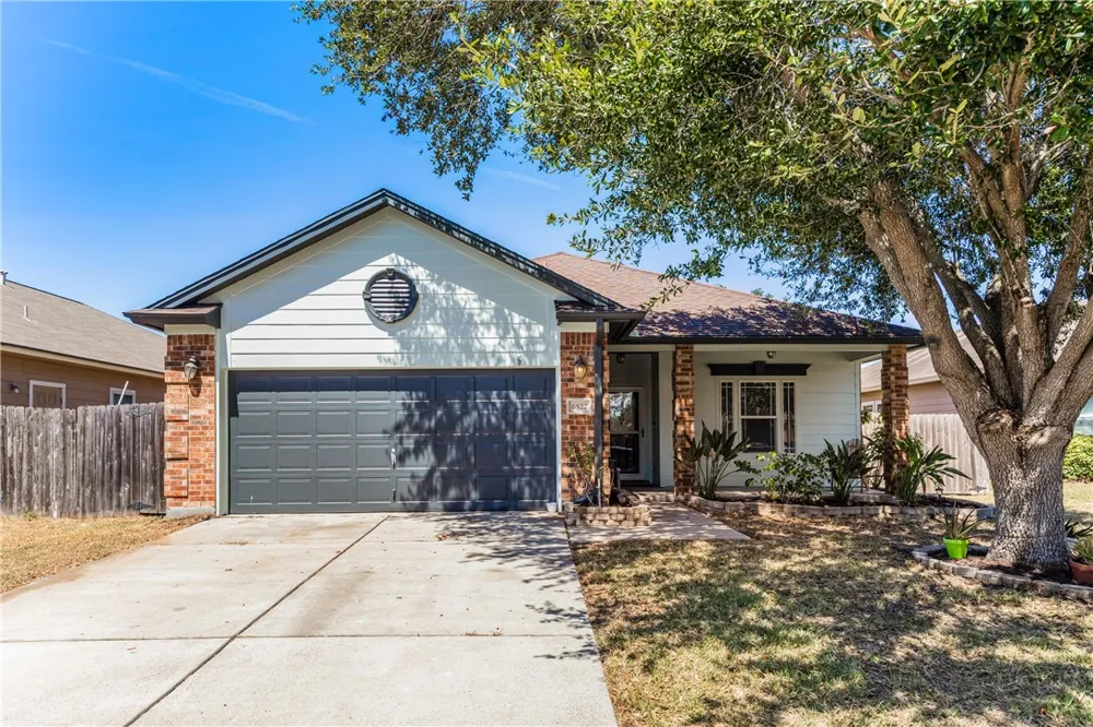 6522 Purplewing Drive Corpus Christi, TX 78414