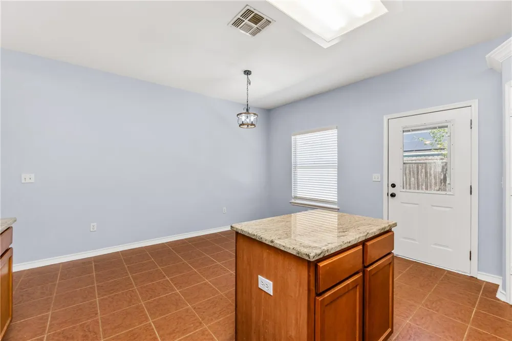 6522 Purplewing Drive Corpus Christi, TX 78414