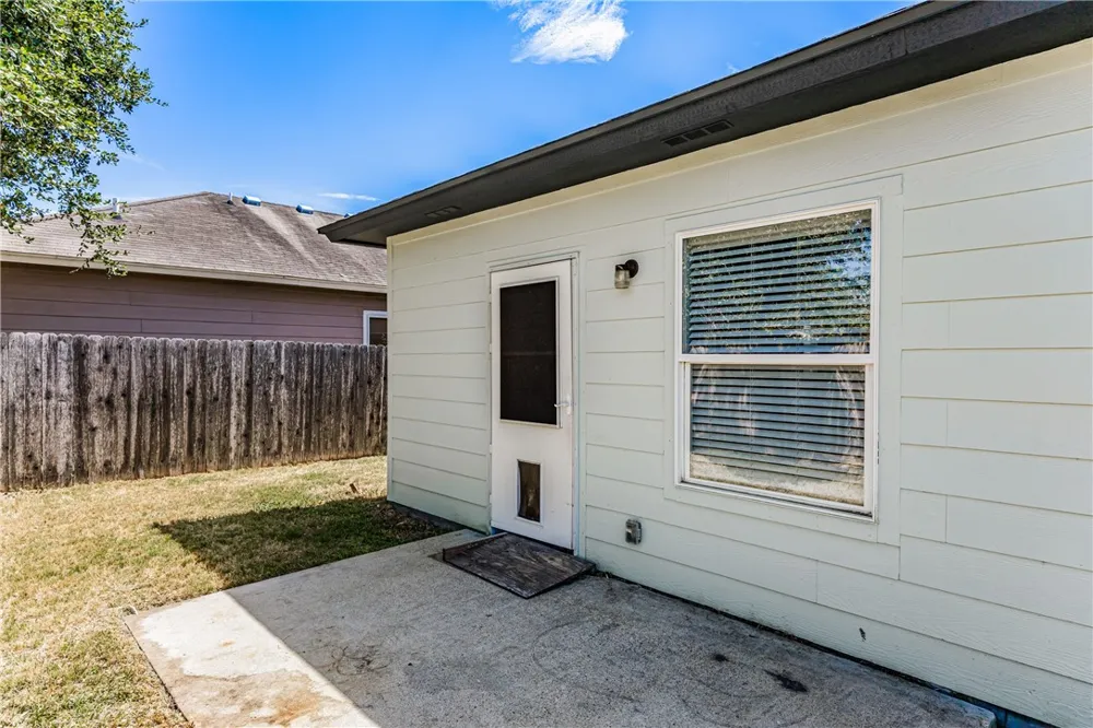 6522 Purplewing Drive Corpus Christi, TX 78414