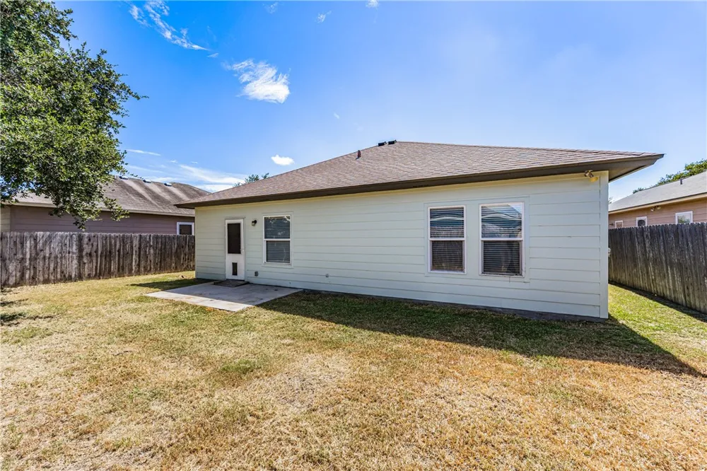 6522 Purplewing Drive Corpus Christi, TX 78414