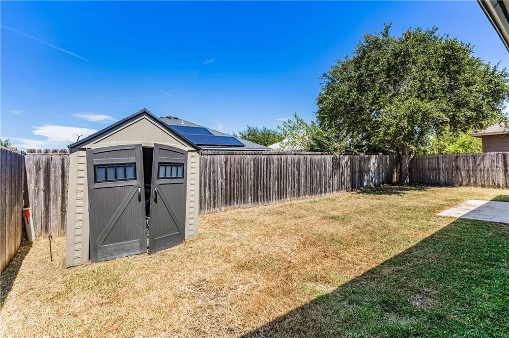 6522 Purplewing Drive Corpus Christi, TX 78414