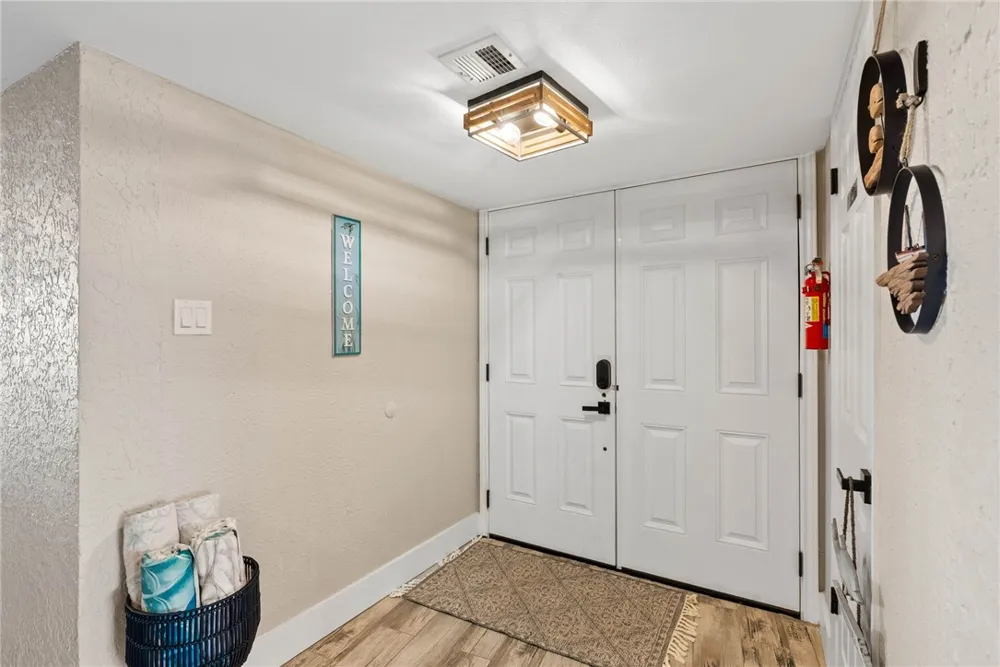 14401 Commodores Drive #207 Corpus Christi, TX 78418