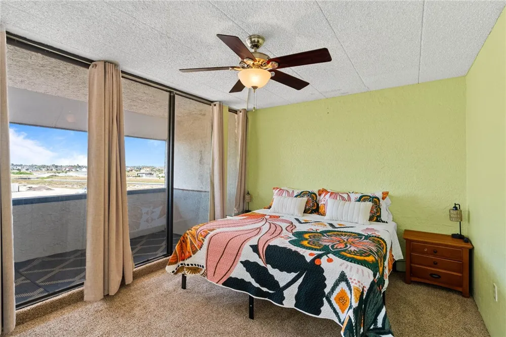 14401 Commodores Drive #201 Corpus Christi, TX 78418