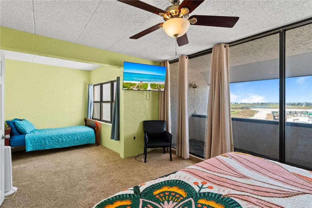 14401 Commodores Drive #201 Corpus Christi, TX 78418