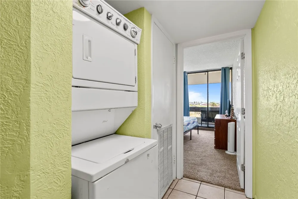 14401 Commodores Drive #201 Corpus Christi, TX 78418