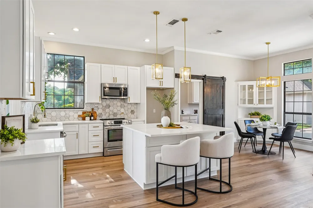 6006 Millwood Drive Arlington, TX 76016