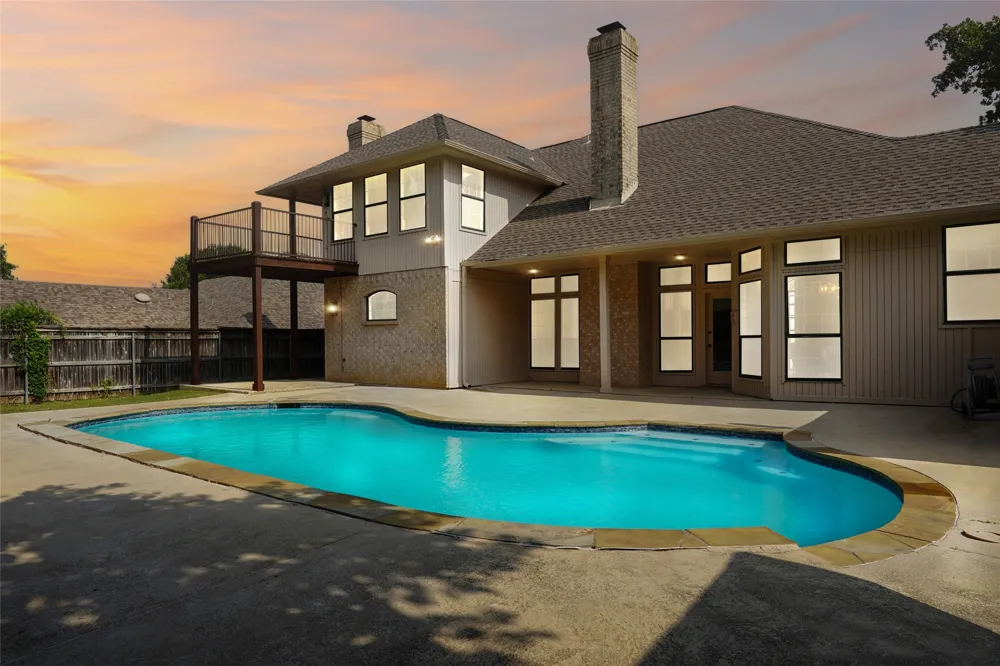 6006 Millwood Drive Arlington, TX 76016
