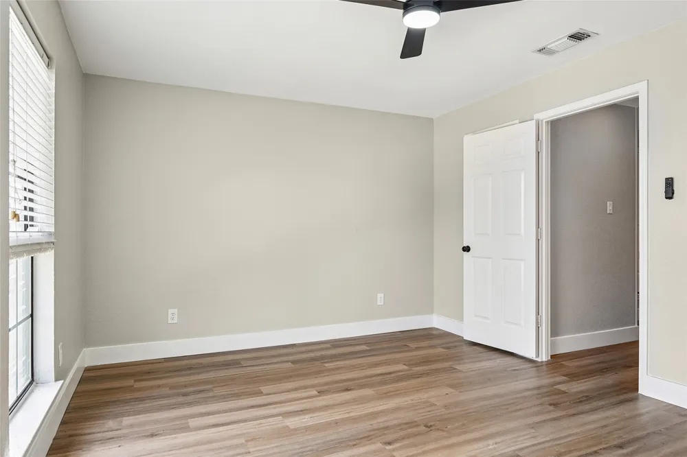 6006 Millwood Drive Arlington, TX 76016