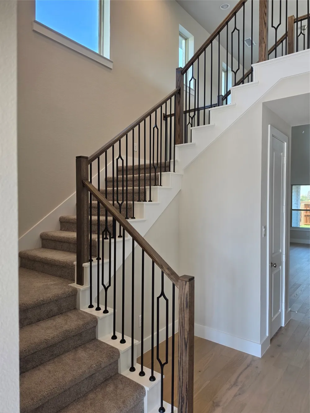1636 Cornwall Avenue Fort Worth, TX 76052
